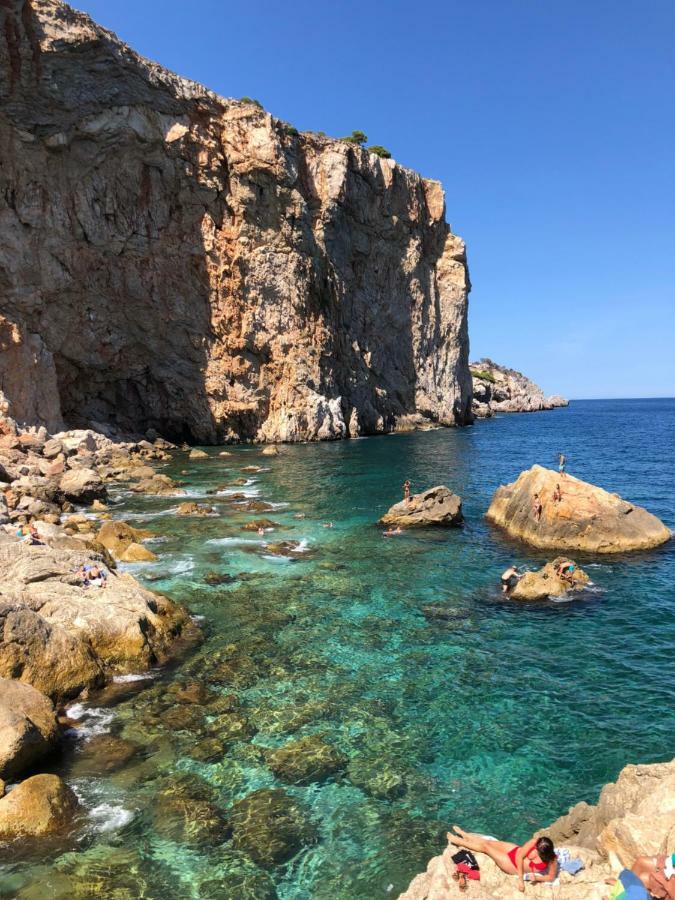 Mediterrania 98 Torroella de Montgrí Dış mekan fotoğraf